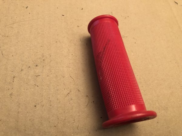 Poignée rouge diametre 19mm