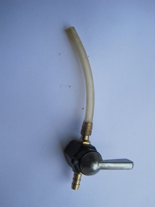 Robinet d'essence générique