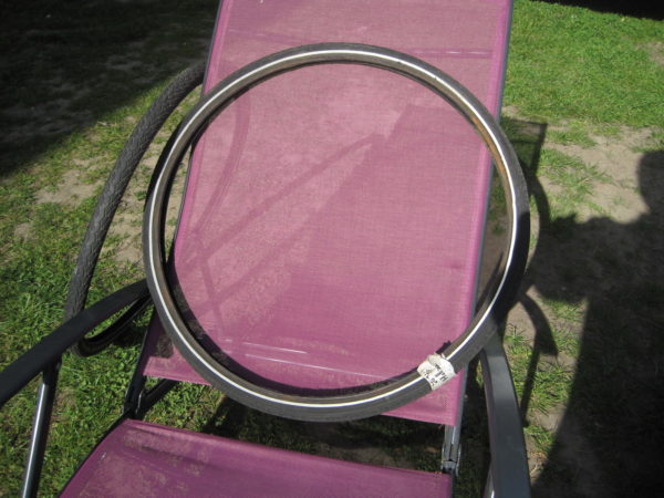 Pneu 26x1 3/8 (37-590)