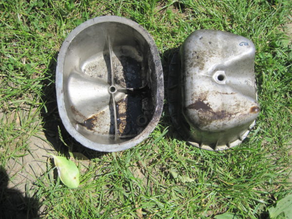 2 caches-culbuteurs 2CV AZAM