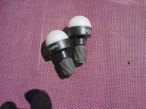 2 clignotants de vélo