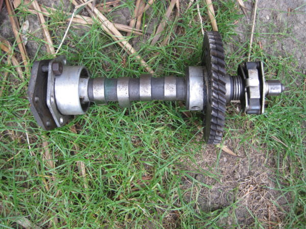 Arbre à came pour 2CV AZ/AZAM - moteur 18CV