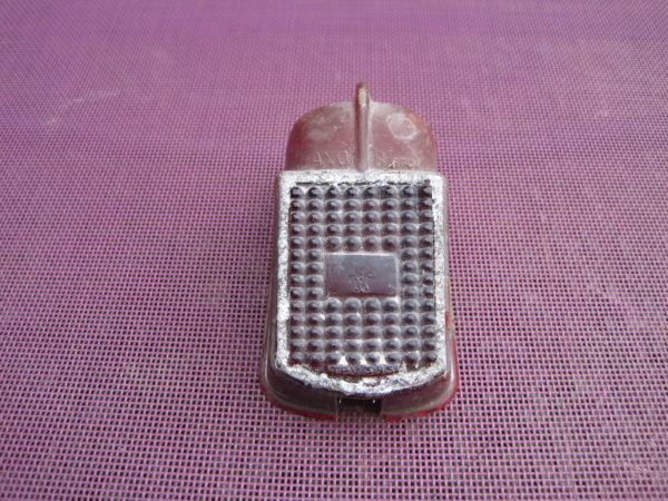 Cabochon HS pour récupérer catadioptre en verre