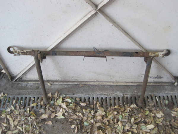 Barre de phares pour 2cv AZ